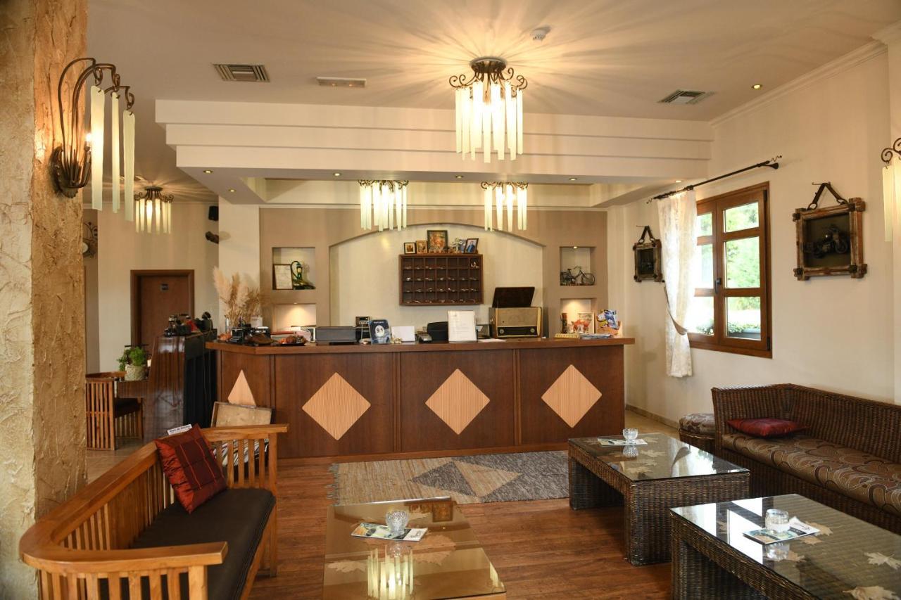 Hotel Epavlis Kato Poroia Екстер'єр фото